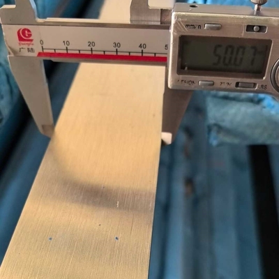 핫 롤드 SS 304 평면 막대 304 스테인레스 스틸 평면 막대 4*50*6000mm