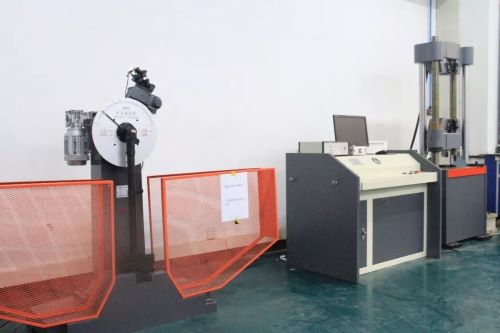 34CrNiMo6 소화 된 합금 강철 둥근 막대기 정형화 된 앙일 DIN 1.6582 OD 25mm 11